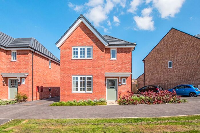 3 Bedroom Detached House For Sale In Dunlin Drive, Desborough, Kettering, NN14