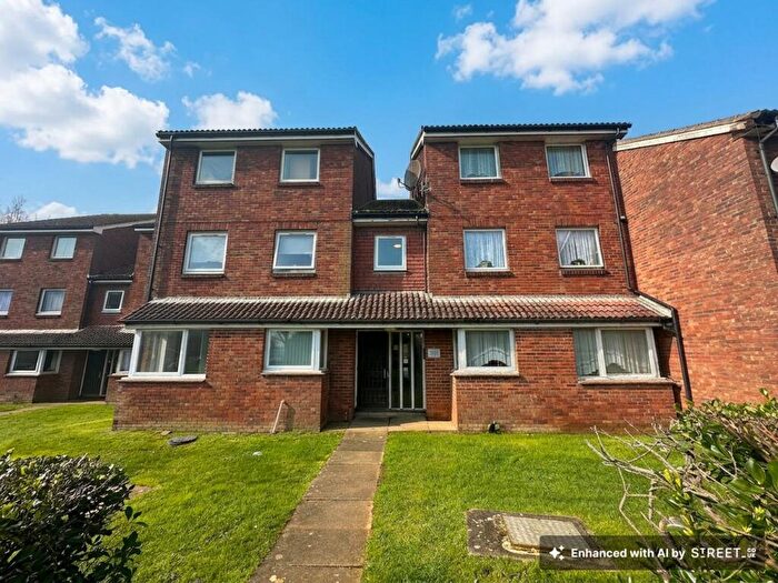 2 Bedroom Flat To Rent In Balcombe Road, Peacehaven, BN10