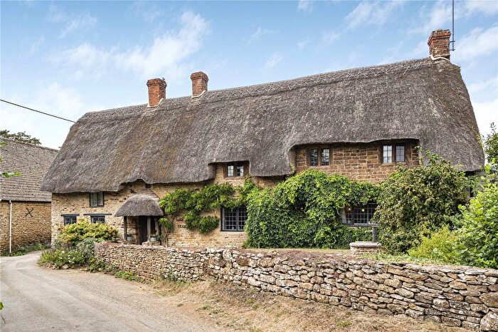 6 Bedroom Detached House For Sale In Sibford Gower, Banbury, Oxfordshire, OX15