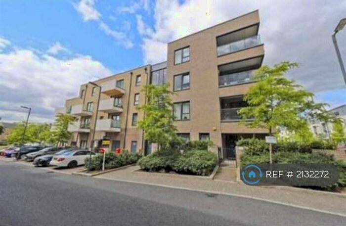 2 Bedroom Flat To Rent In Bluebell Court, Harrow, HA2