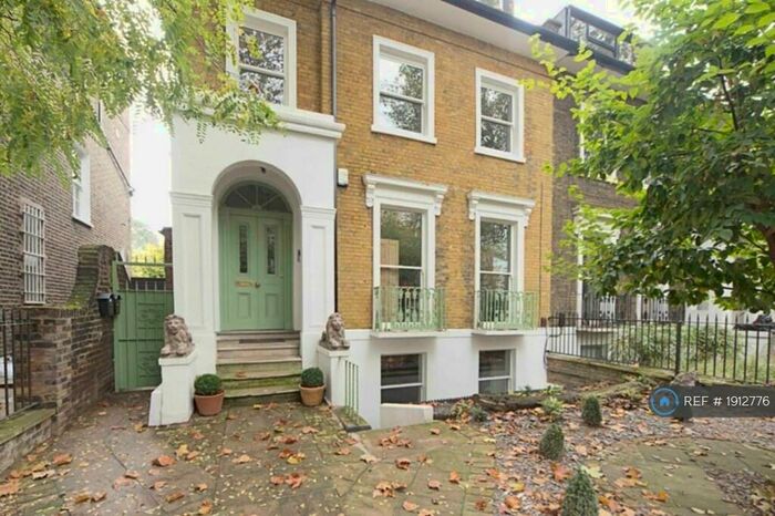 2 Bedroom Flat To Rent In Camden Road, London, NW1