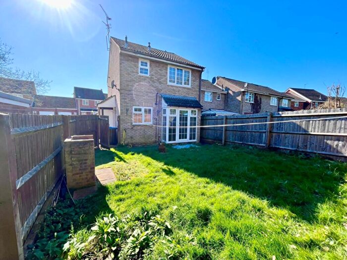 1 Bedroom End Of Terrace House For Sale In Eliot Close, Newport Pagnell, MK16