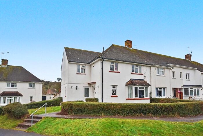 4 Bedroom End Of Terrace House For Sale In Rectory Close, Wenvoe, CF5