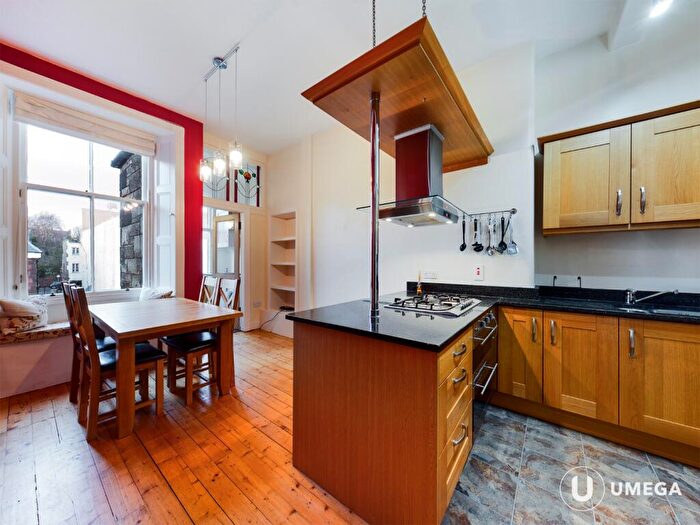 2 Bedroom Apartment To Rent In Falcon Avenue, Morningside, Edinburgh, EH10