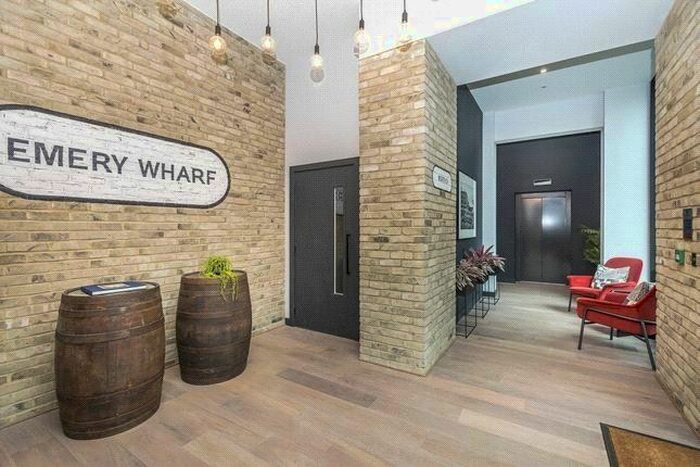 1 Bedroom Studio To Rent In Emery Wharf, London Dock, Wapping, E1W