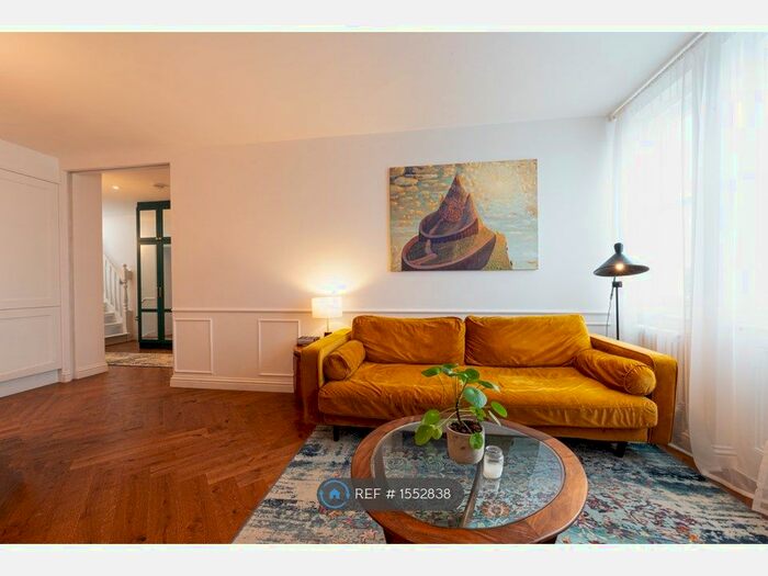 2 Bedroom Flat To Rent In Ladbroke Grove, London, W11