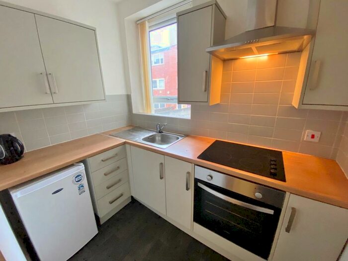 1 Bedroom Flat To Rent In Coronation Street, Blackpool, FY1