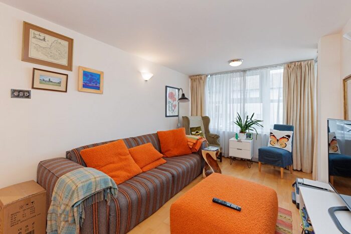 1 Bedroom Flat To Rent In Vincent Square, Westminster, London, SW1P
