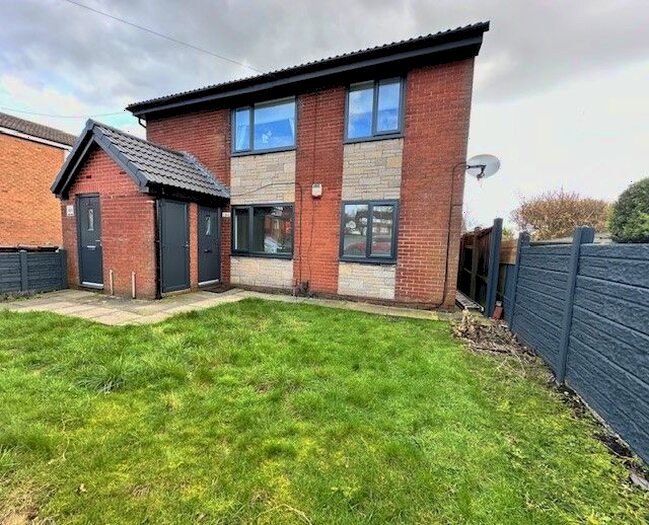 2 Bedroom Flat To Rent In Belle Green Lane, Ince, Wigan, Greater Manchester, WN2