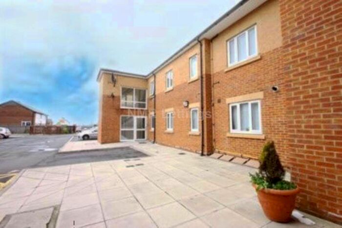 2 Bedroom Flat To Rent In Moor Park House, Darras Drive, North Shields, NE29