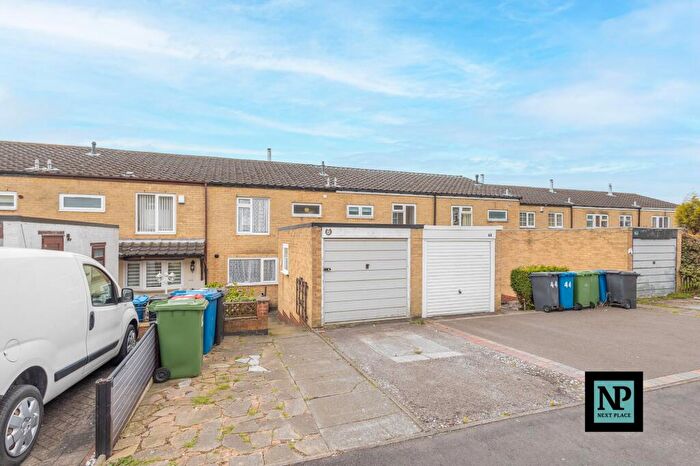 3 Bedroom Terraced House For Sale In Ivatt, Tamworth, B77