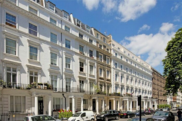 2 Bedroom Flat To Rent In Queensborough Terrace, Lancaster Gate, Hyde Park, London, W2