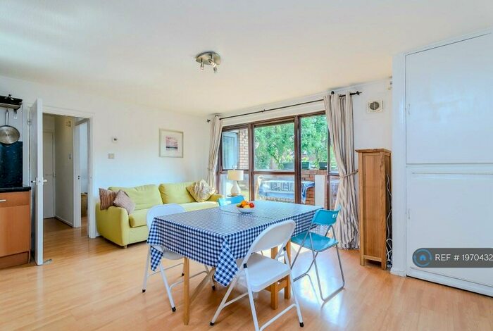 1 Bedroom Flat To Rent In Sturmer Way, London, N7