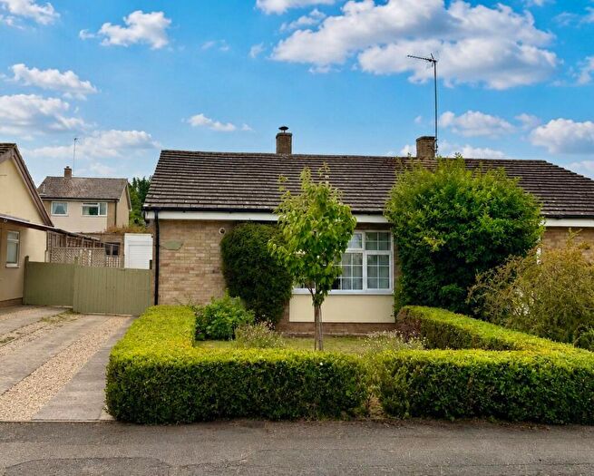 2 Bedroom Bungalow To Rent In Wychwood Close, Milton-under-Wychwood, Chipping Norton, OX7