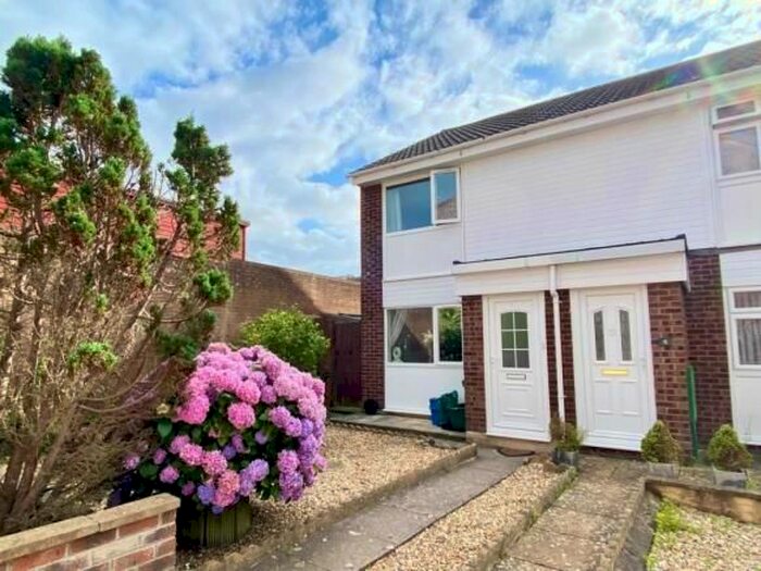 2 Bedroom Terraced House To Rent In Bradford Close, Exmouth, EX8