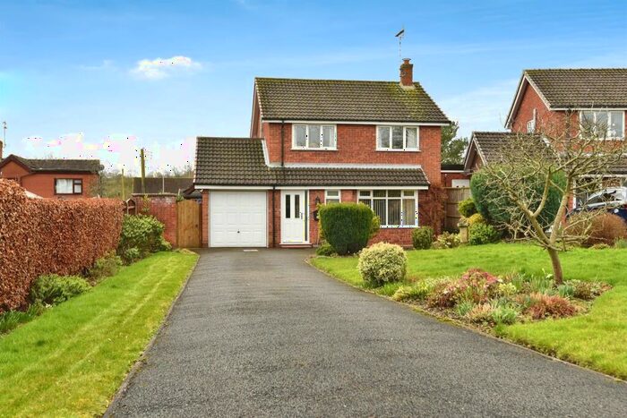 3 Bedroom Detached House For Sale In The Weavers, Denstone, Uttoxeter, ST14
