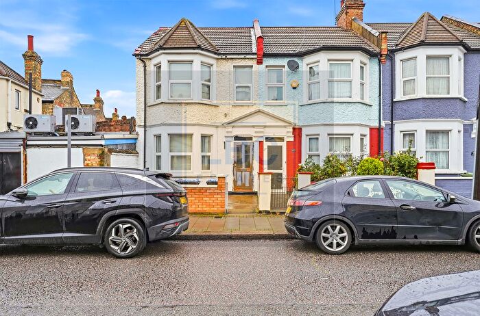 4 Bedroom End Terrace House For Sale In London, NW10