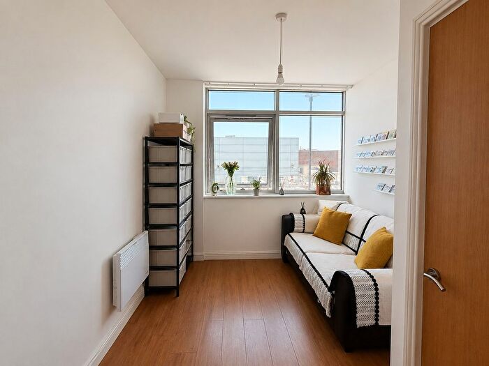 1 Bedroom Flat To Rent In Gerry Raffles Square, London, E15