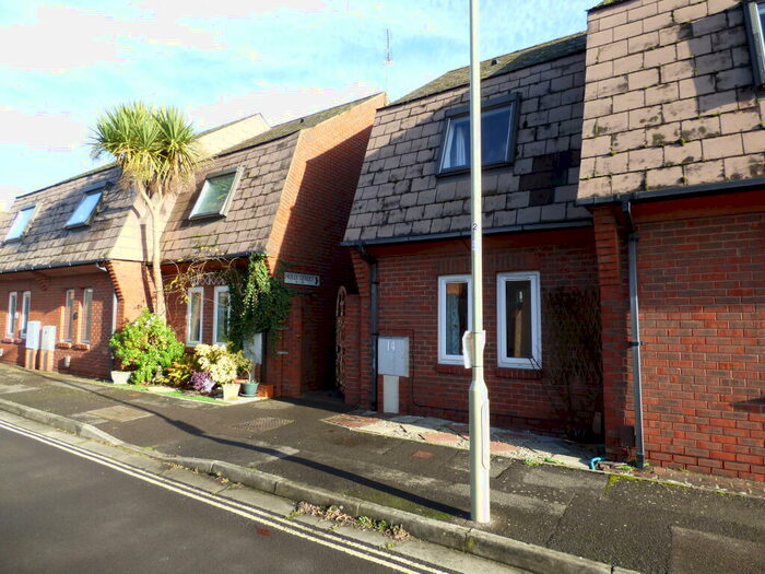 1 Bedroom House To Rent In Holly Street, Gosport, PO12