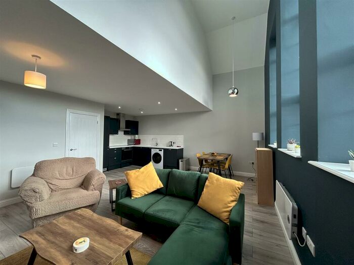 2 Bedroom Apartment To Rent In Brockwood Park, Station Road, Woodhouse, S13