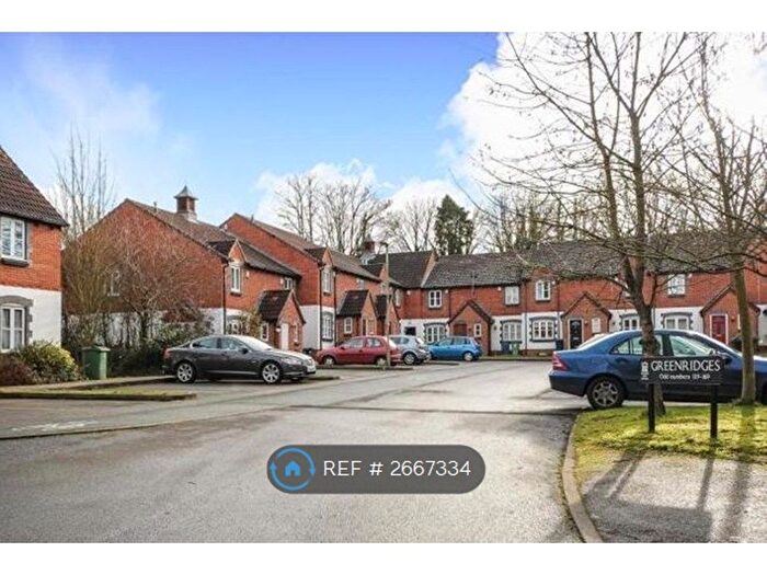 2 Bedroom Maisonette To Rent In Green Ridges, Headington, Oxford, OX3