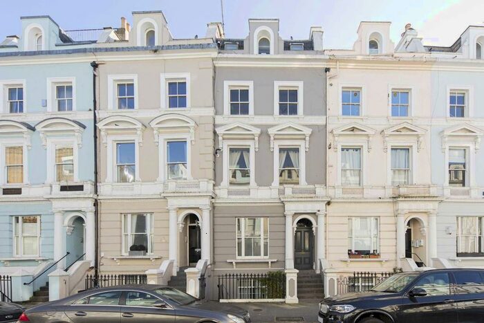 1 Bedroom Flat To Rent In Ladbroke Crescent, London, W11