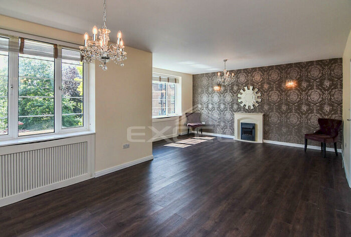 3 Bedroom Apartment To Rent In Finchley Road, Hampstead London, NW3