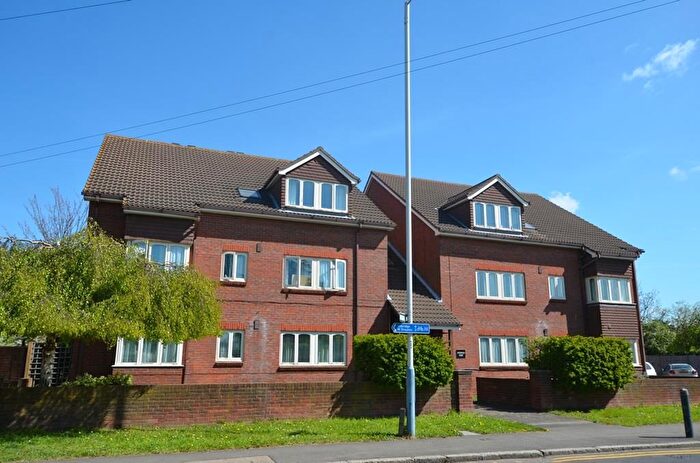 2 Bedroom Flat To Rent In Copeswood Court, Sipson Road, West Drayton, UB7