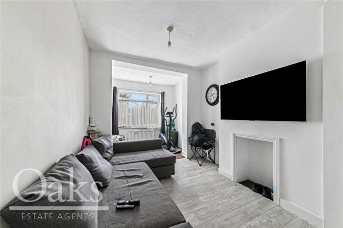 1 Bedroom Apartment For Sale In Ash Grove, Penge, SE20