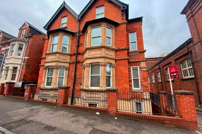 1 Bedroom Flat To Rent In Milton Road, Town Centre, Swindon, SN1