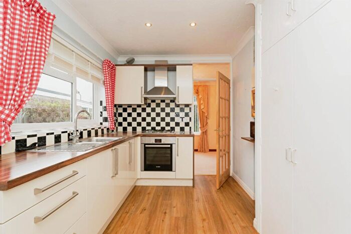 2 Bedroom Detached Bungalow For Sale In Burnt Hills, Cromer, NR27