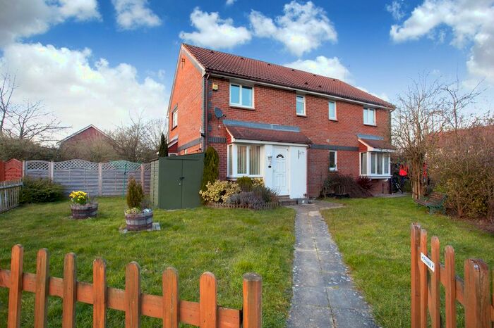 1 Bedroom Terraced House To Rent In Fenchurch Road, Maidenbower, RH10