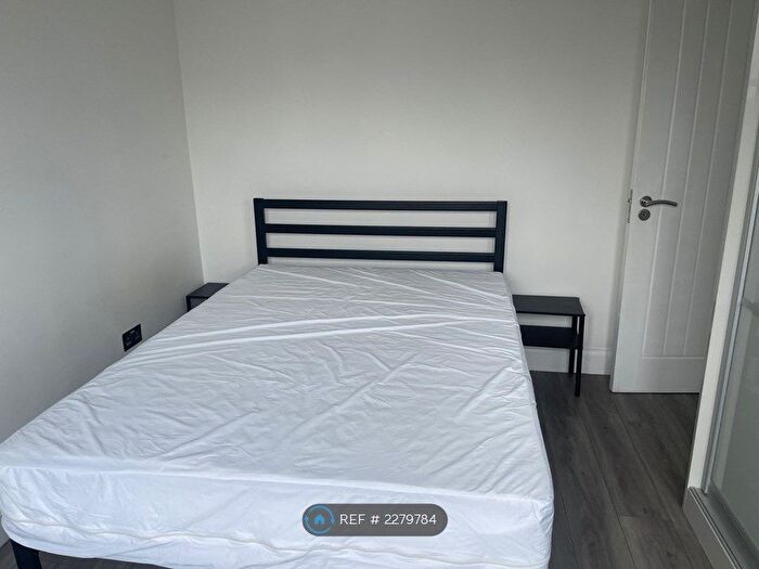 1 Bedroom Flat To Rent In Norton Road, Wembley, HA0