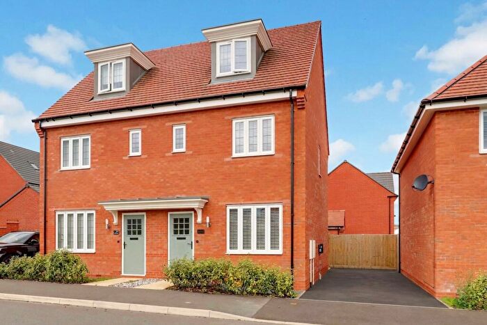 3 Bedroom Semi-Detached House For Sale In Tyler Drive, Keyworth, NG12