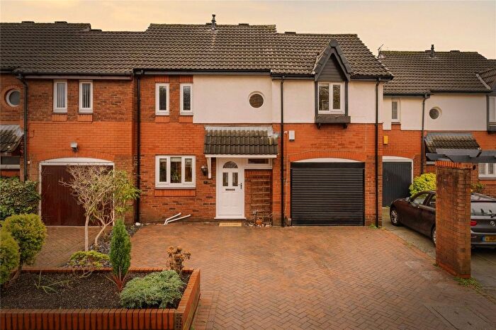 3 Bedroom Mews For Sale In Picton Close, Birchwood, Warrington, Cheshire, WA3