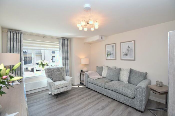 1 Bedroom Flat For Sale In Gresham Drive, Kirkintilloch, G66