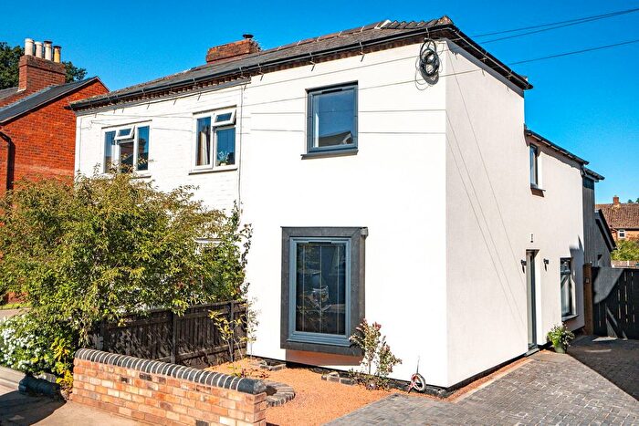 3 Bedroom Semi Detached House For Sale In Spring Gardens, Malvern, Worcestershire, WR14