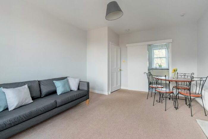 2 Bedroom Flat To Rent In Pleasance, Newington, Edinburgh, EH8