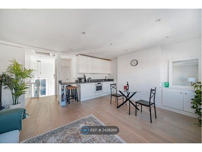 1 Bedroom Flat To Rent In Little Venice, London, W9