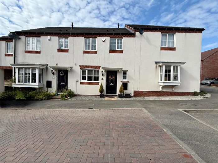 3 Bedroom House To Rent In Denby Bank, Marehay, Ripley, DE5