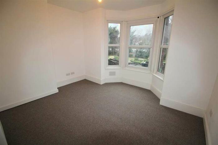 2 Bedroom Flat To Rent In Watling Street, Radlett, WD7