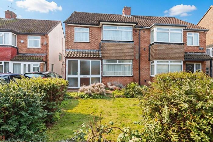 3 Bedroom Semi Detached House For Sale In Chitterfield Gate, Sipson, West Drayton, UB7