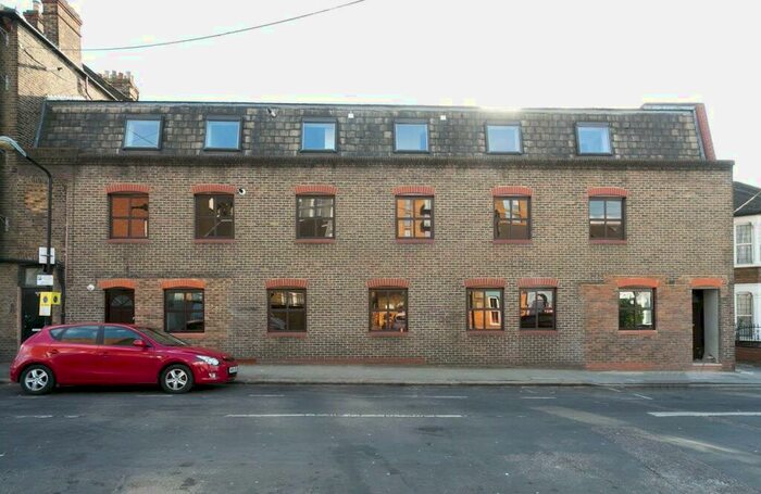 2 Bedroom Flat To Rent In Priory Avenue, Walthamstow, London, E17