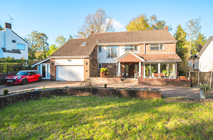 6 Bedroom Detached House To Rent In Pine Walk, Chilworth, Southampton, Hampshire, SO16