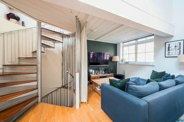 2 Bedroom Property To Rent In Beta Place, Clapham North, London, SW4