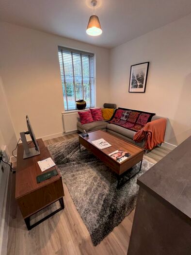 1 Bedroom Flat To Rent In Homer Road, Solihull, B91