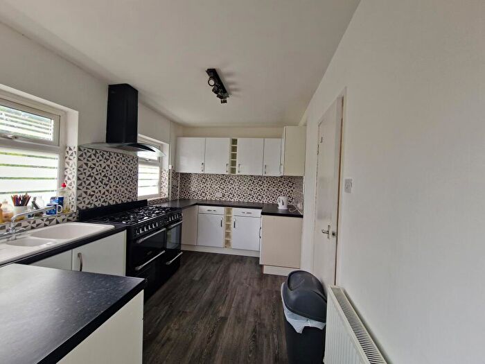 3 Bedroom Semi-Detached House To Rent In Corbett Road, Brierley Hill, DY5