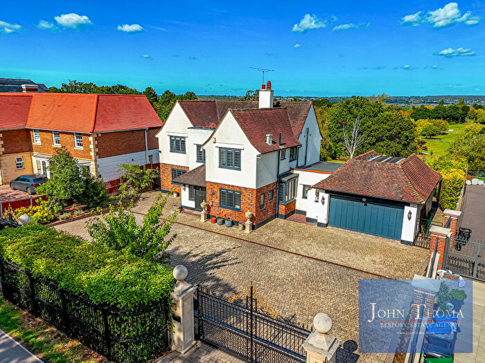 4 Bedroom Detached House To Rent In Manor Road, Chigwell, Essex, IG7