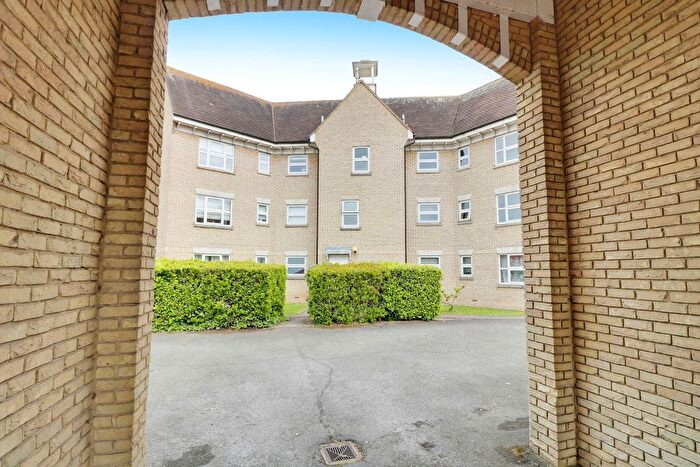 2 Bedroom Flat To Rent In Tallow Gate, Chelmsford, CM3