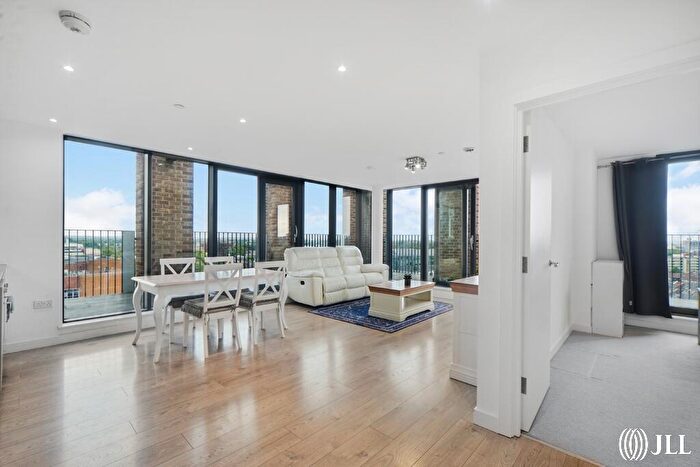 2 Bedroom Apartment To Rent In Azure Building, Great Eastern Road, London, E15